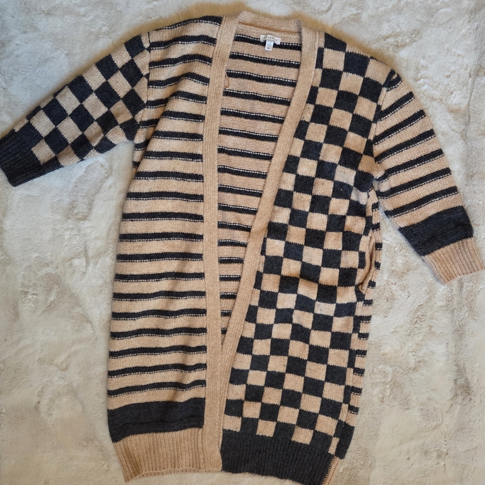 Topshop Black and Tan Patterned Sweater - US Size 8-10 Petite - VERY OVERSIZED